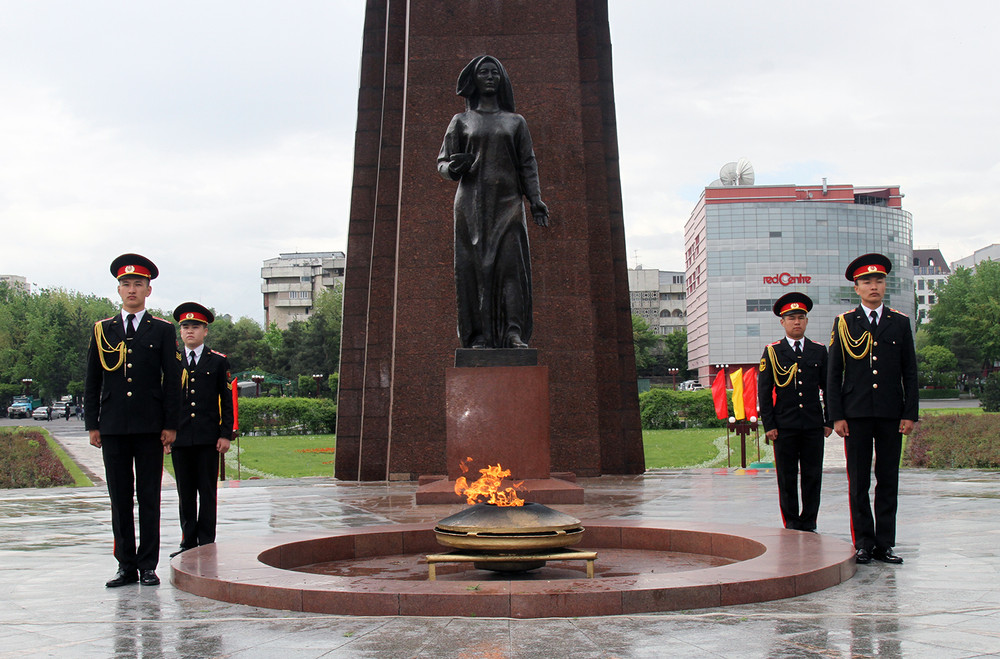 Вечный огонь минск фото