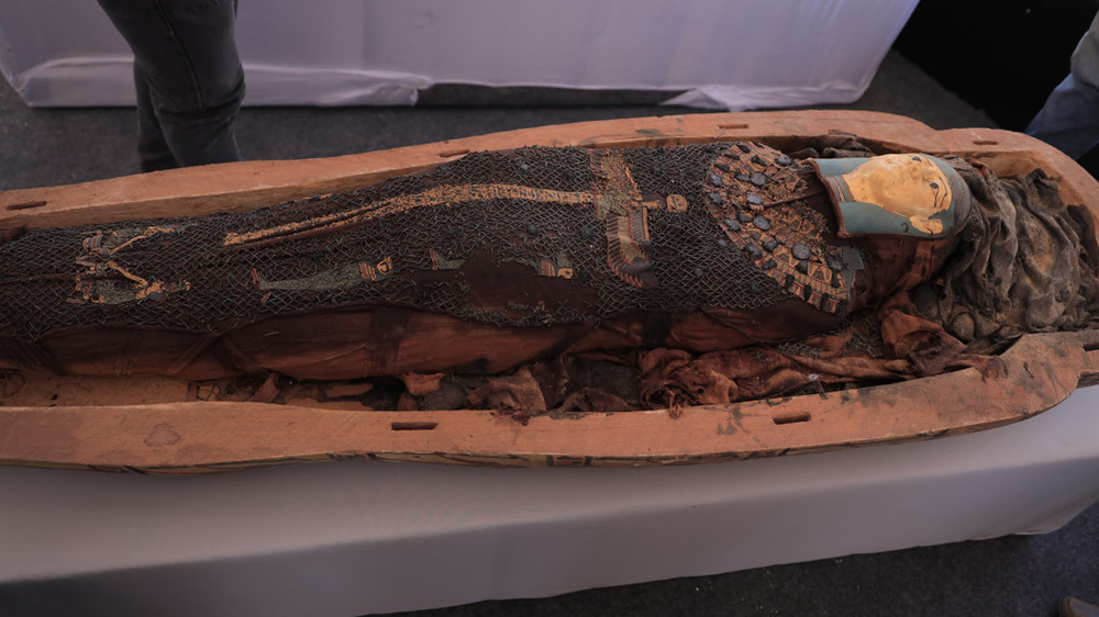 Фотография мумии, найденной на кладбище Туна аль-Гебель,