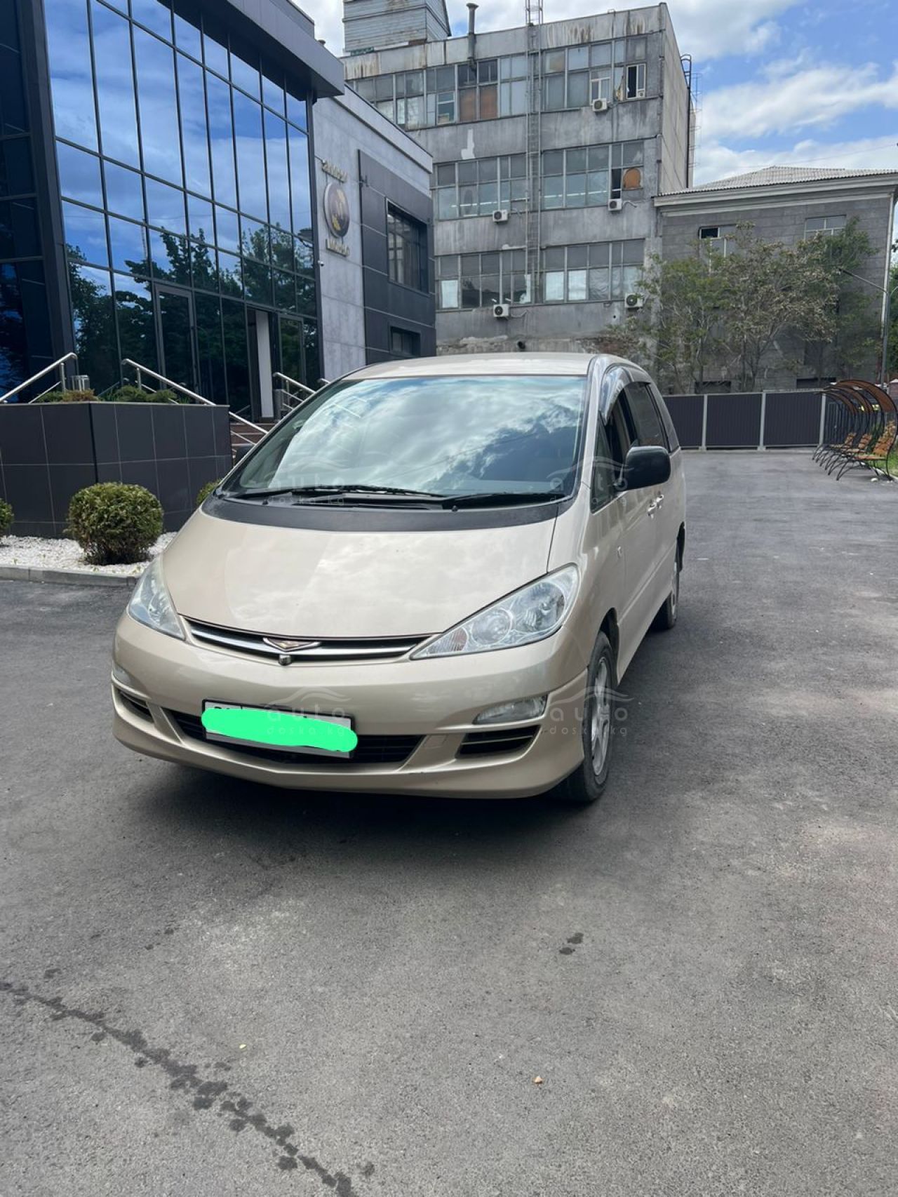 Toyota Estima 2003г. за 870 000 сом - auto.doska.kg - интернет авторынок  Кыргызстана.