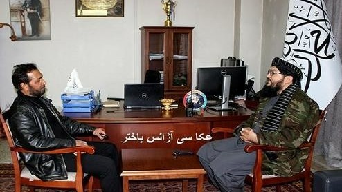 Энаятулла Хаваризми (справа). Фото с сайта Bakhtarnews.af