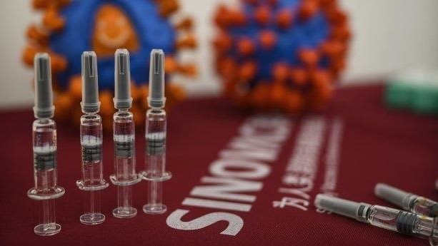 Китай одобрил использование вакцины Sinovac против COVID-19 для детей в возрасте от 3 до 17 лет